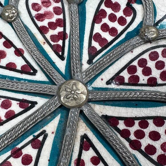 Vintage Moroccan Hand-Painted Shallow Bowl Nickel Detailing Handmade Wall Decor - Picture 4 of 10